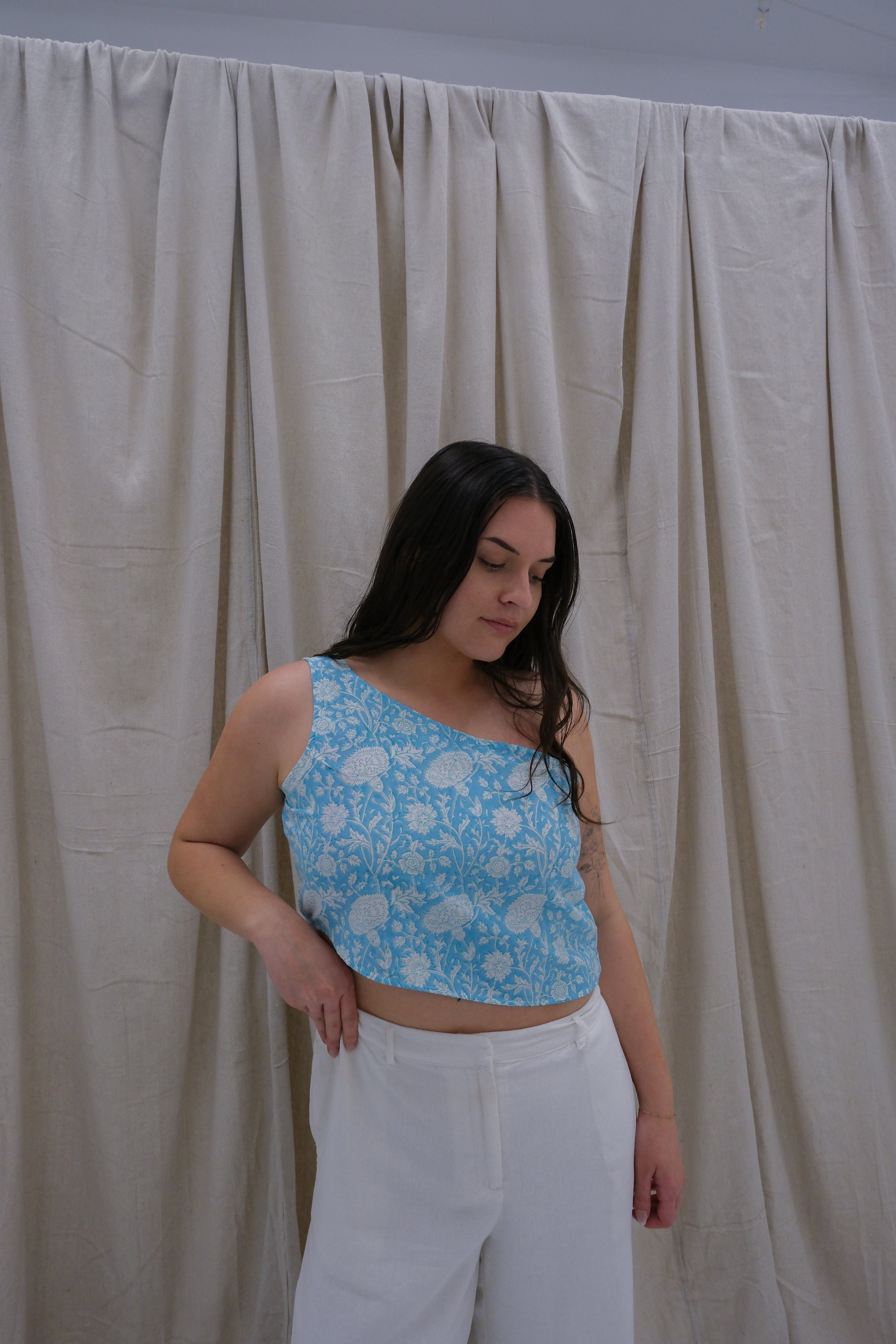 Rani Asymmetric Top - Lagoon Carnations