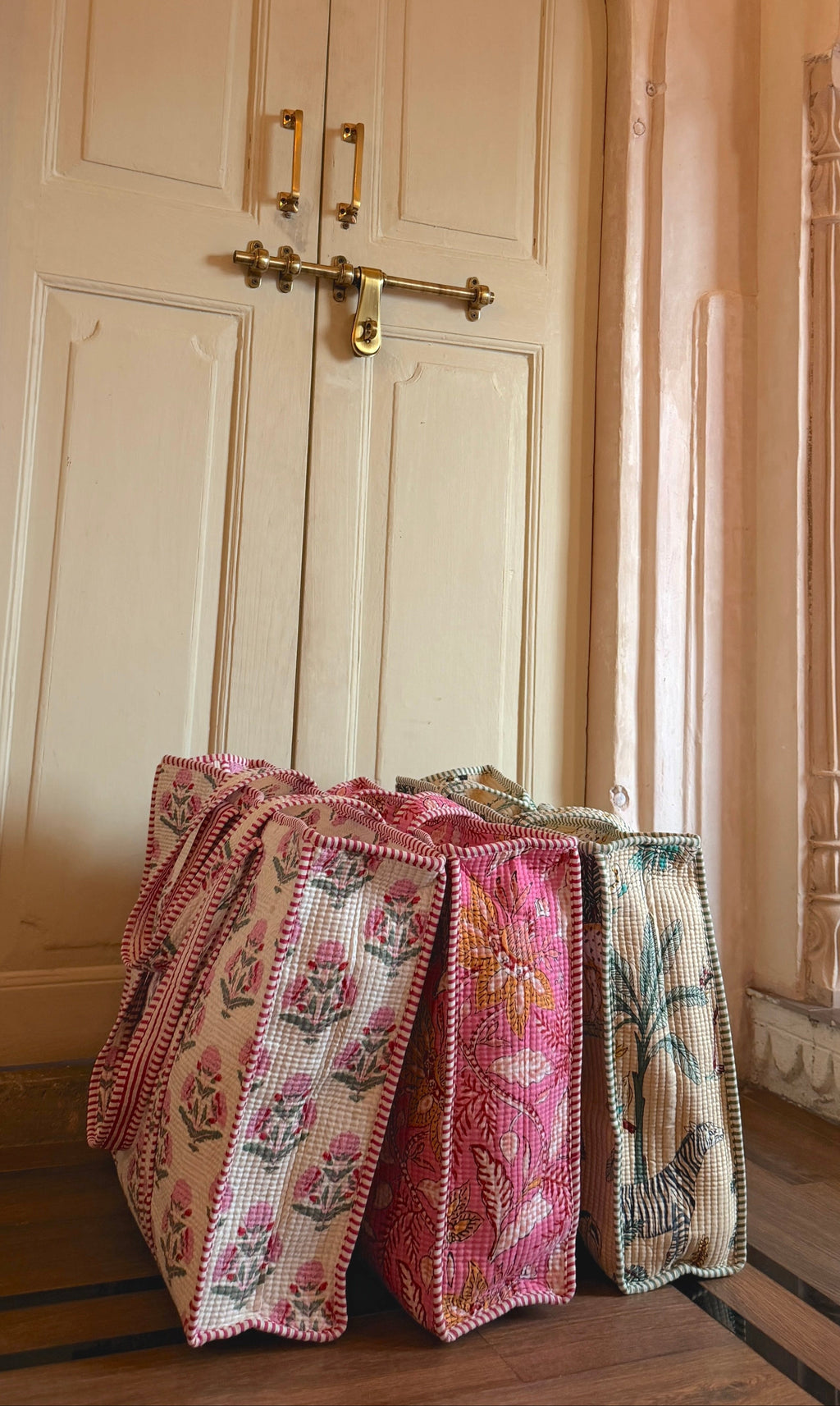 Quilted Tote Bag - Pink Forest
