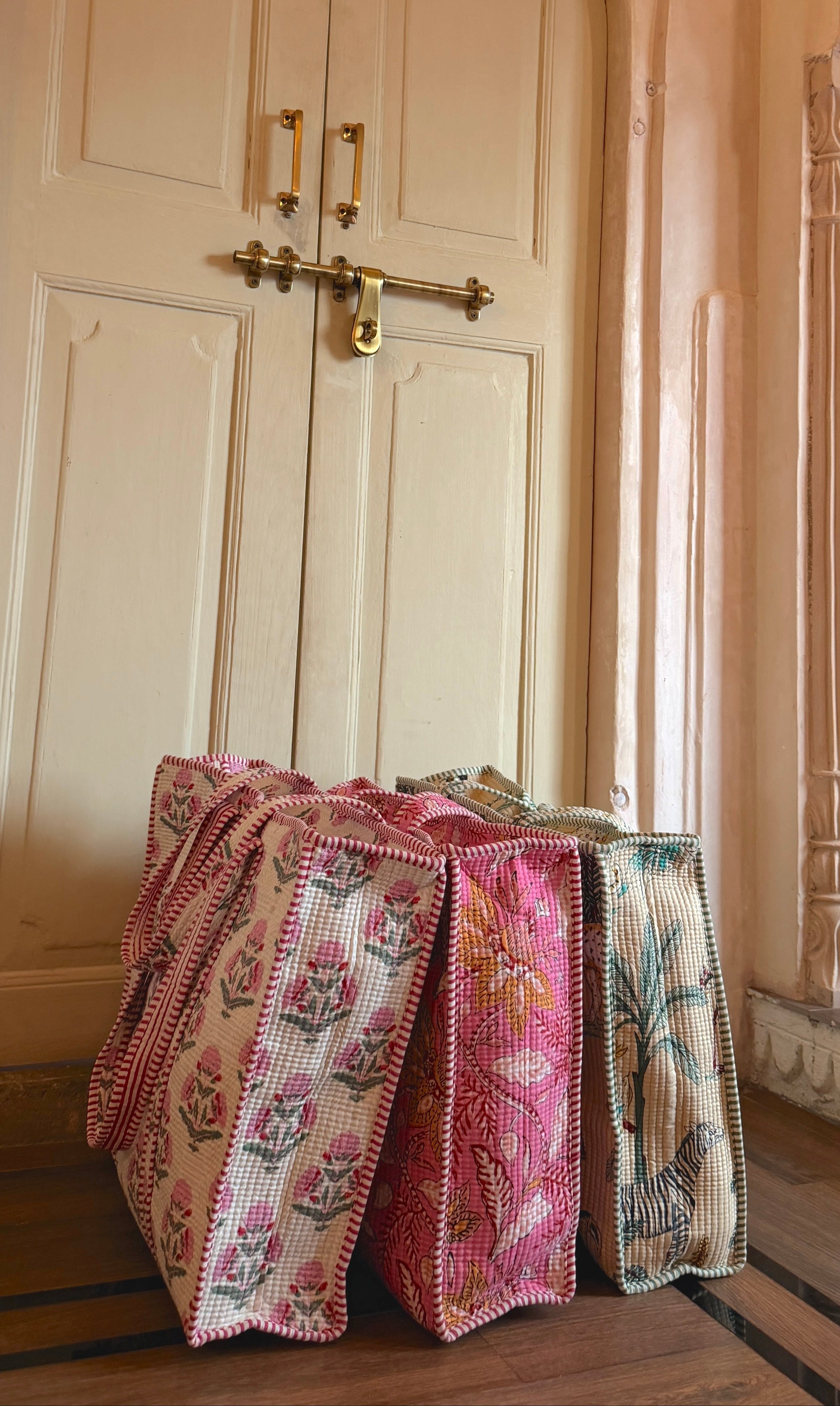 Quilted Tote Bag - Pink Forest